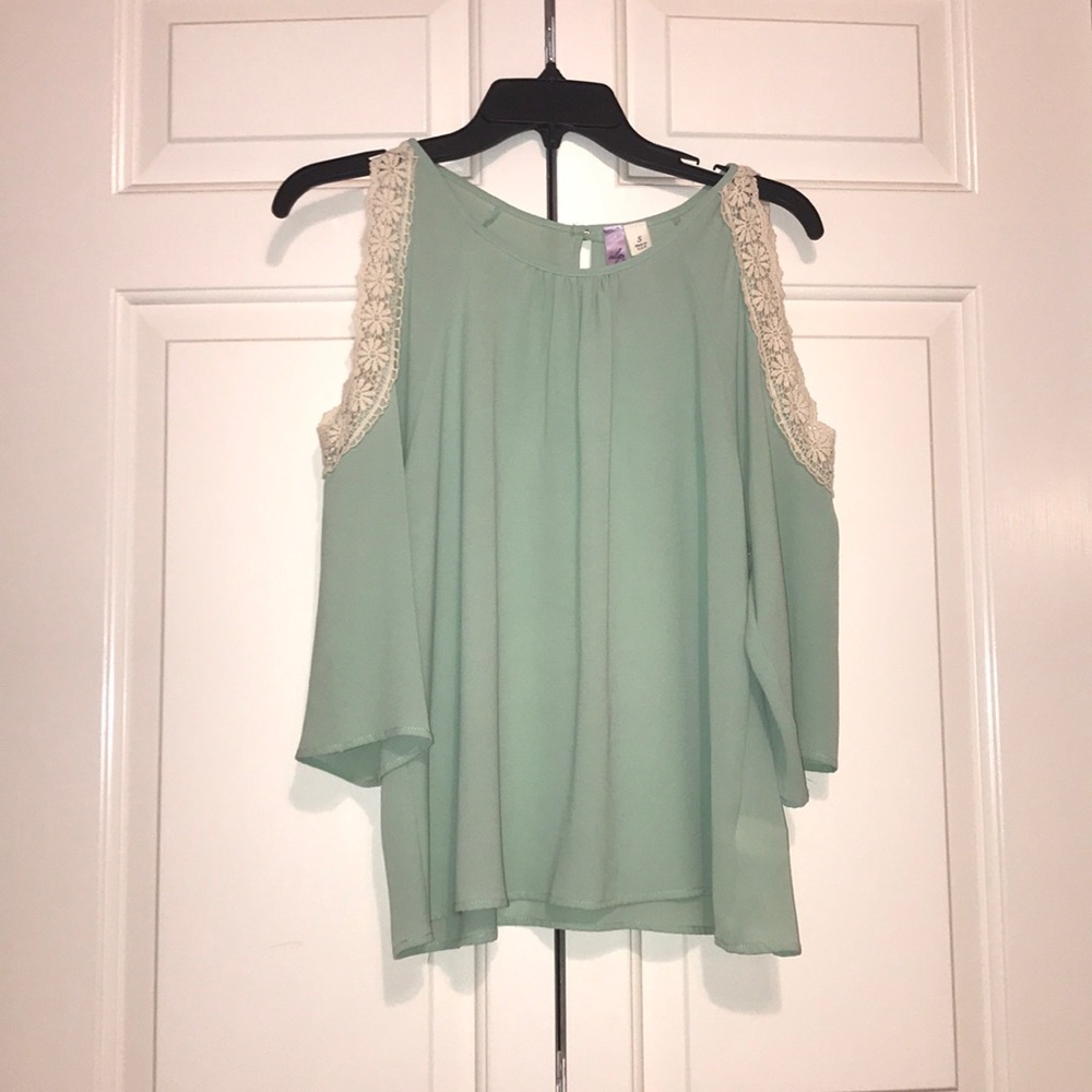 alya mint green cold shoulder blouse